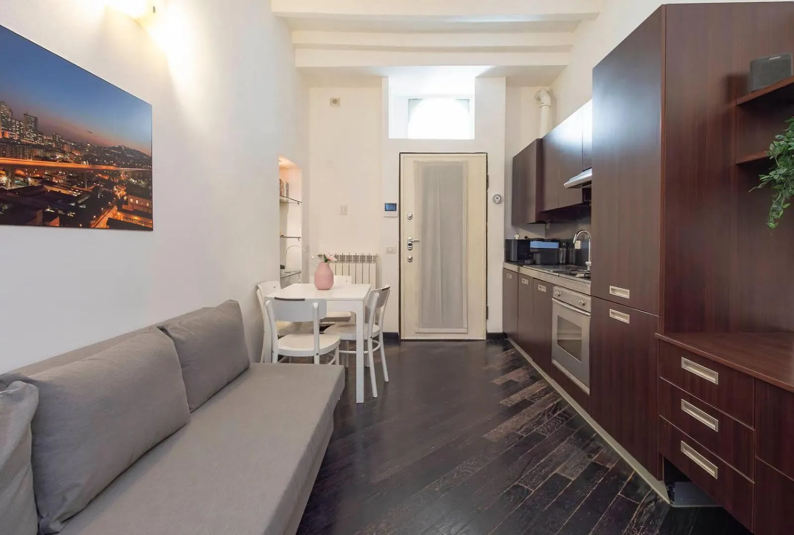 I Host Apartment - Montenero 58 ミラノ
