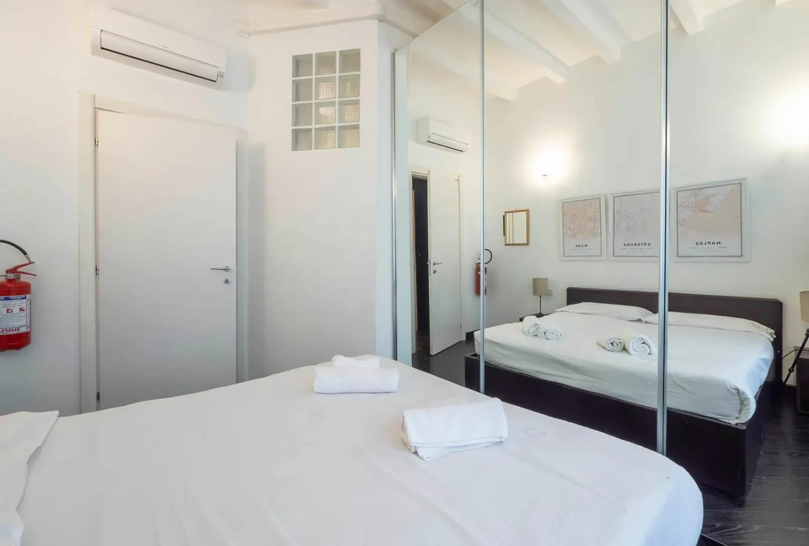 I Host Apartment - Montenero 58 ミラノ